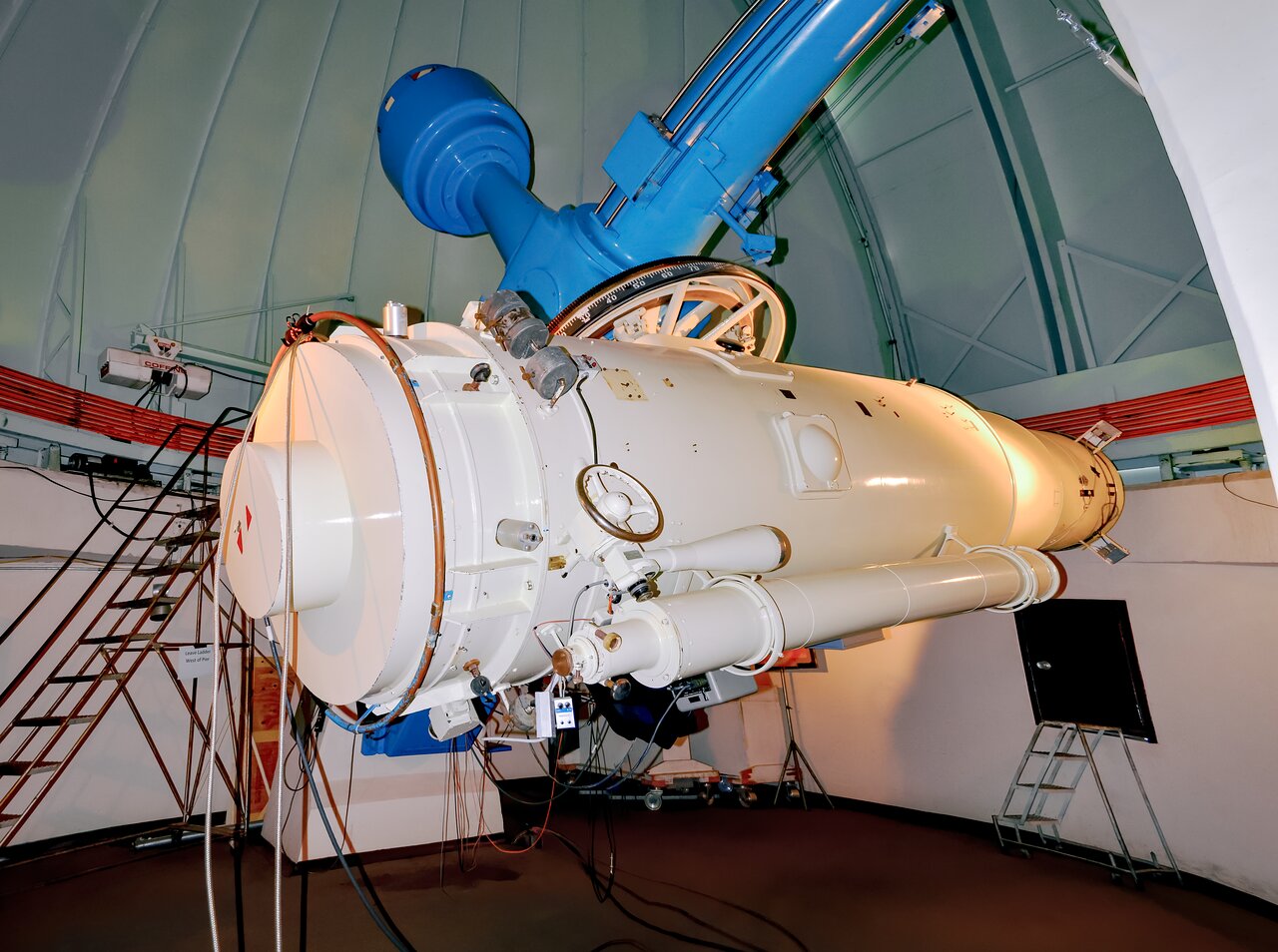 Uk schmidt telescope hot sale
