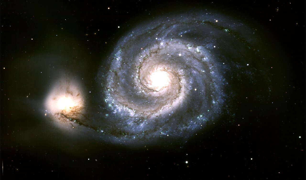 whirlpool galaxy center