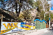 Viaje banner at a local school