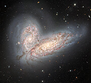 Fusión de las galaxias NGC 4568 y NGC 4567
