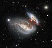 ‘Galaxias Taffy’, producen un puente de material formador de estrellas