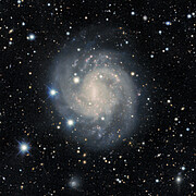 Primer plano de galaxia espiral ESO 440-11