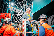 Charles Simonyi recorre el Observatorio Rubin