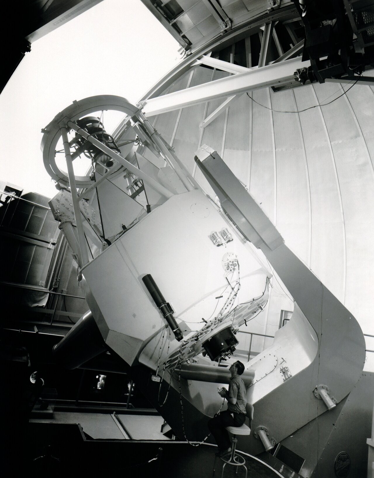 The Mayall Telescope at Work | NOIRLab