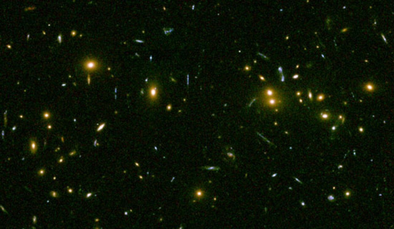 Central part of the galaxy cluster RXJ0152.7-1357