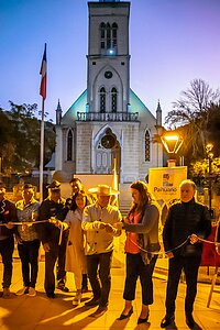 Ceremonia de inauguración de nueva iluminación compatible con cielo oscuro en Pisco Elqui