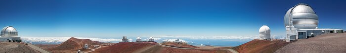 Maunakea summit ridge - no clouds