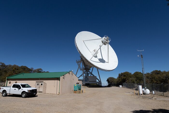 Very Long Baseline Array Dish