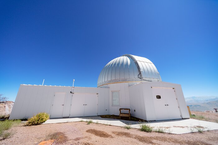 KMTNet 1.6-meter Telescope Dome