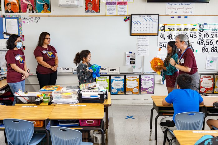 Nadine Manset Teaches about the Solar System