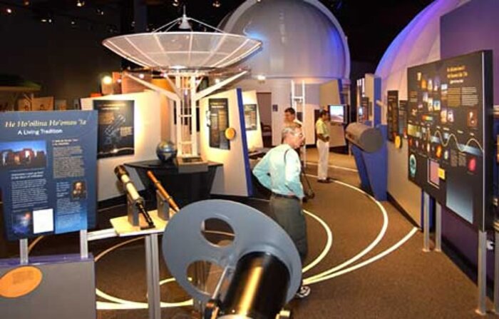 Astronomy exhibits at ‘Imiloa