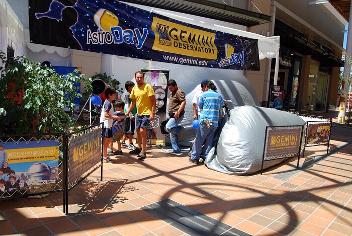 StarLab in AstroDay Chile