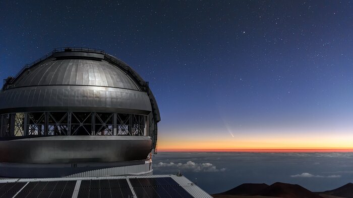 Comet NEOWISE Over Gemini North