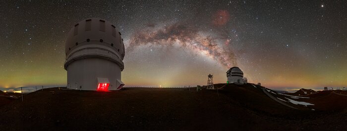 Gemini North Under a Blanket of Airglow