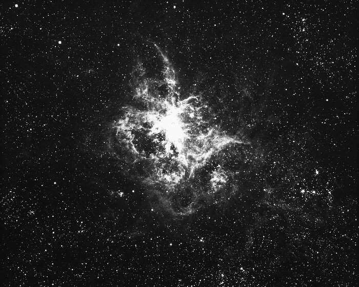 NGC 2070 (30 Doradus)