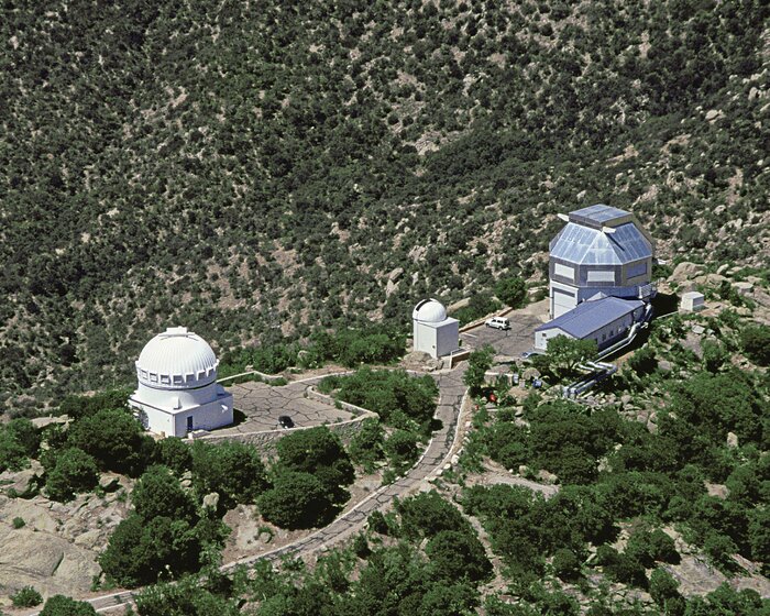 Aerial photography of Kitt Peak National Observatory, 13 June 2003