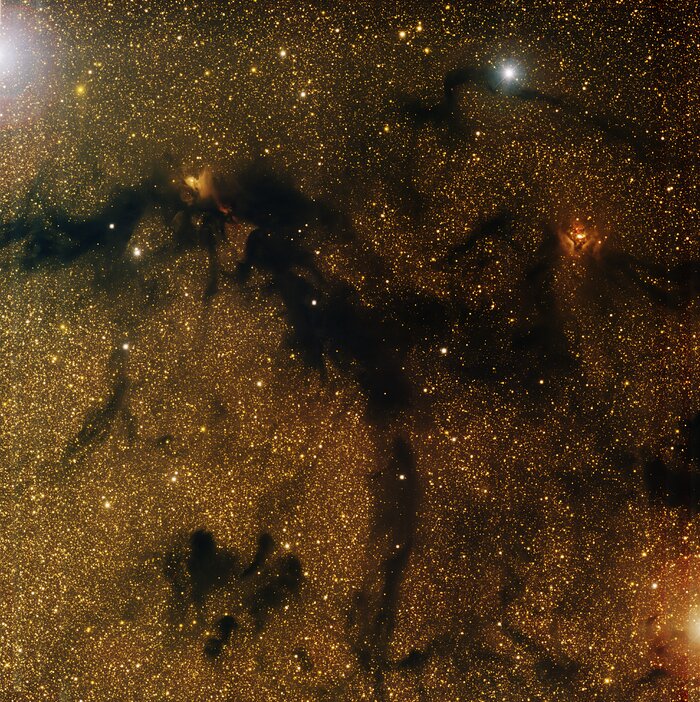 Lynds’ Dark Nebula 673