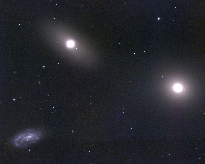 M105, NGC 3379