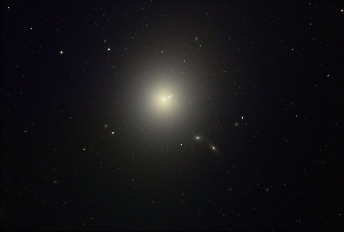 M87