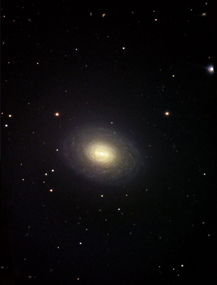 NGC 4699