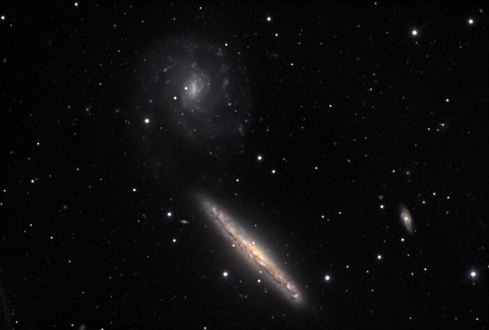 NGC 5775