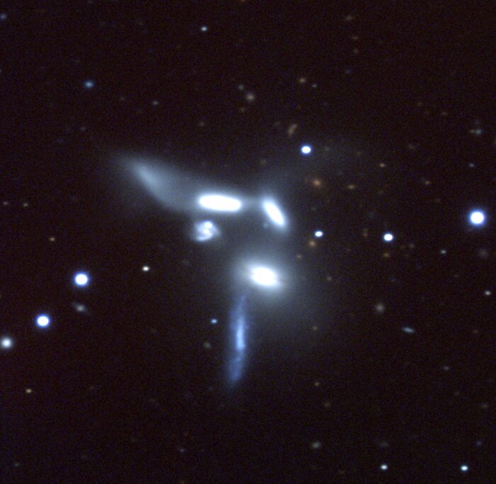 Seyfert's Sextet, NGC 6027