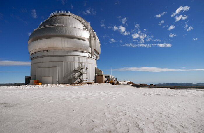 Gemini South telescope and snow