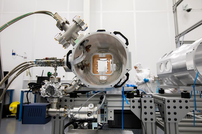 LSST Camera's First Sensor Array Arrives