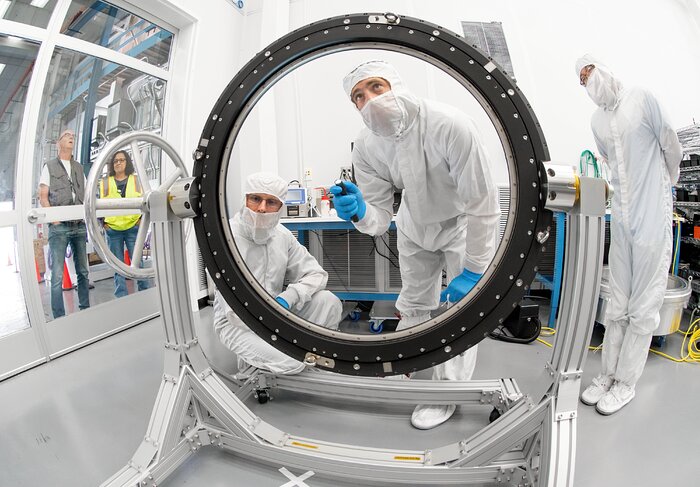 LSST Lens Inspection