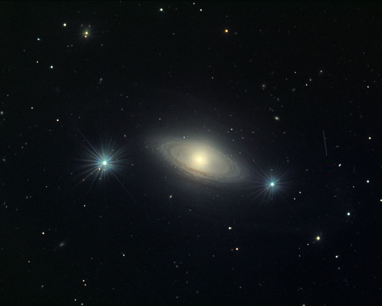 NGC 4698