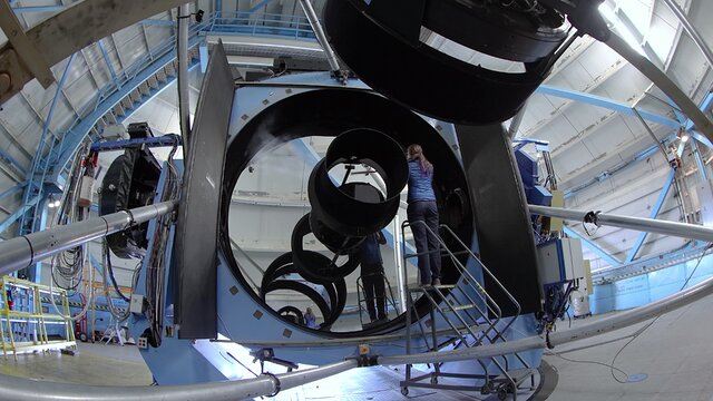 WIYN 3.5-meter Telescope Mirror Cleaning