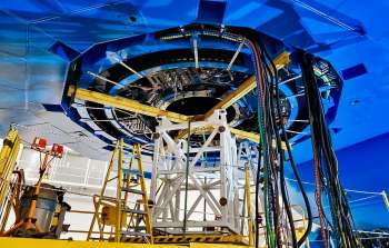 The removal of the cabling in the Gemini South telescope, in preparation for the maintenance shutdown.