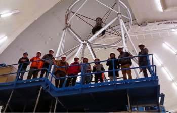 University of Calgary visiting students group at the Maunakea summit facility.